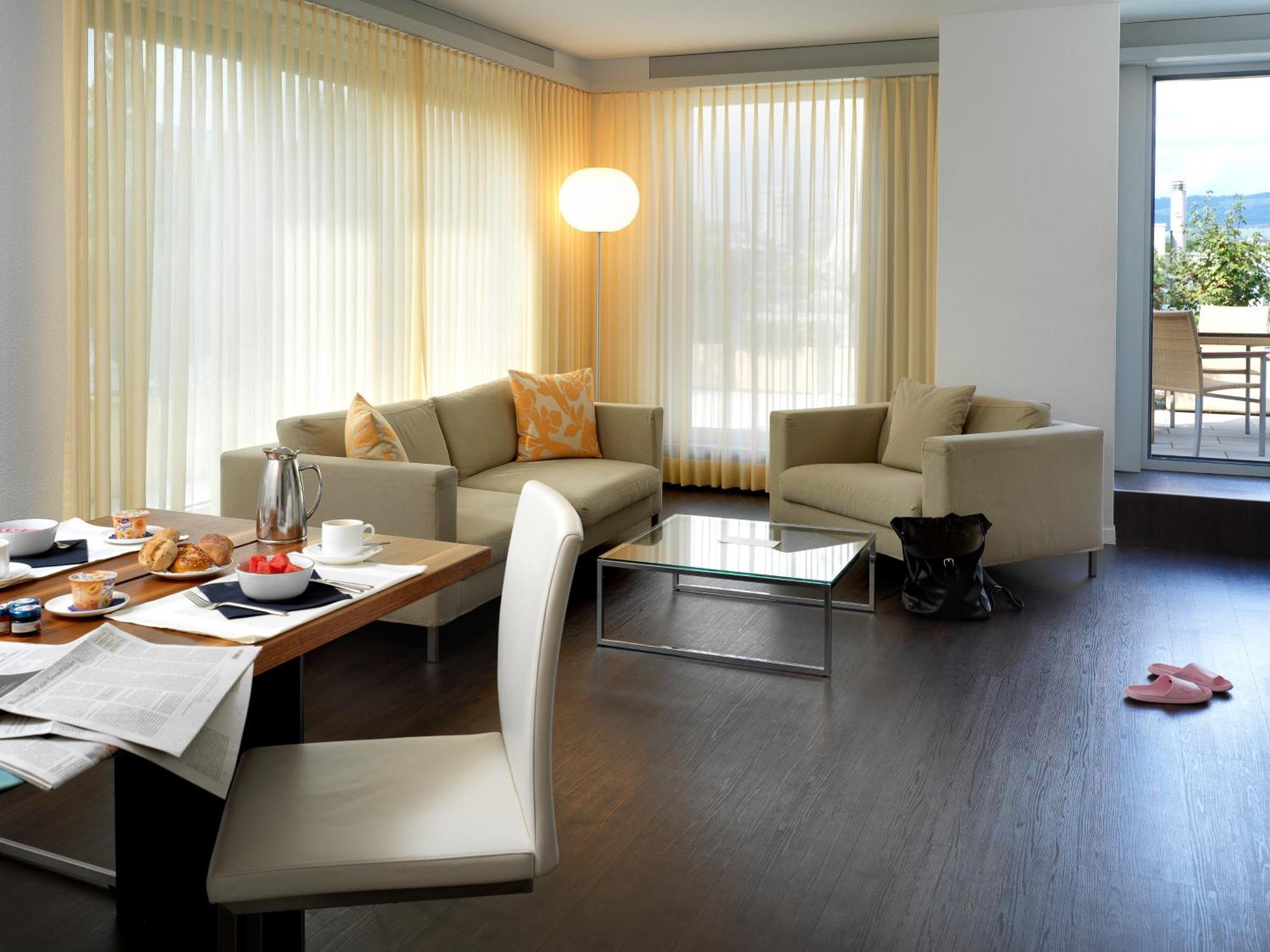 Parkhotel Zug Buitenkant foto