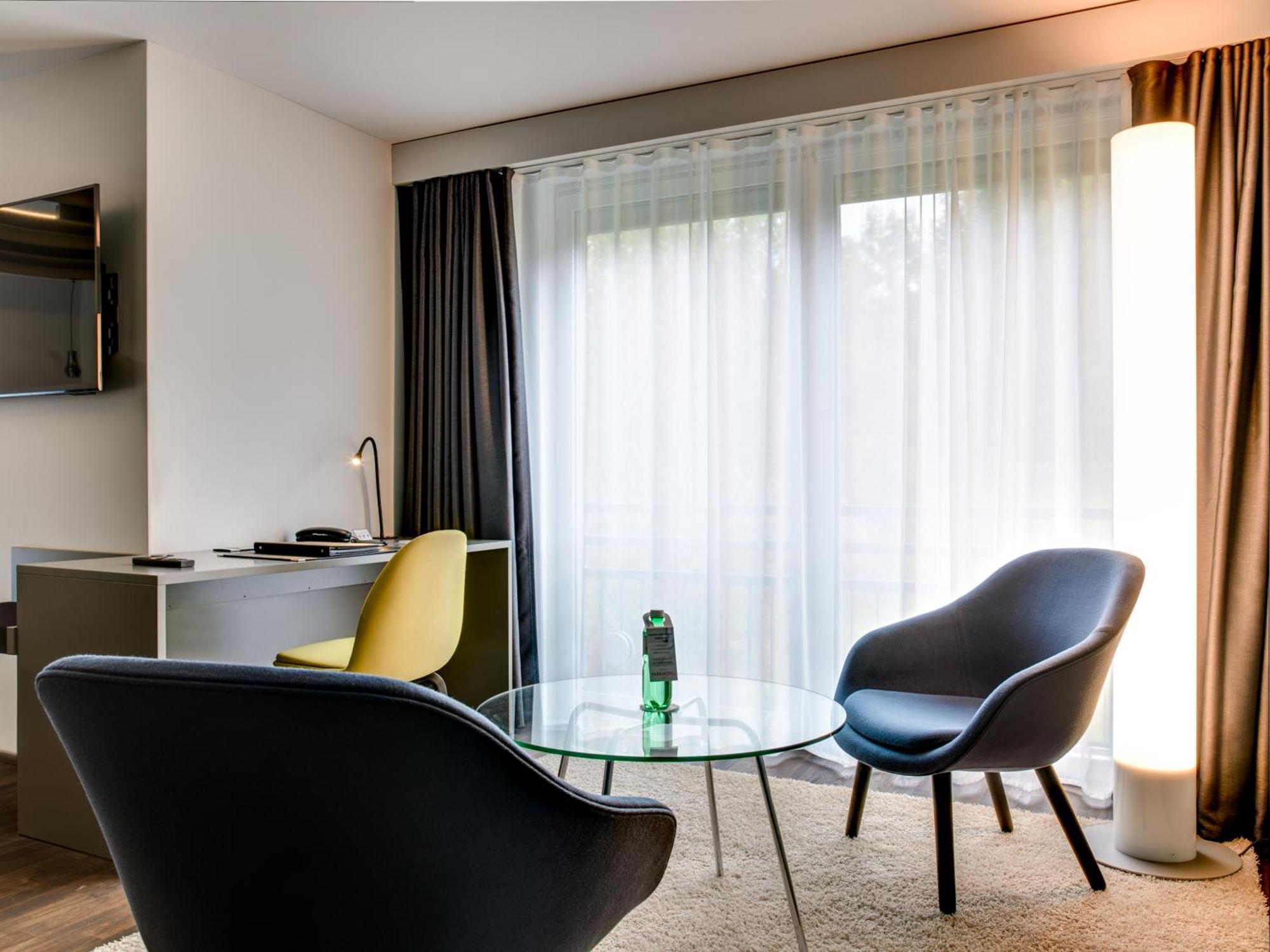 Parkhotel Zug Buitenkant foto